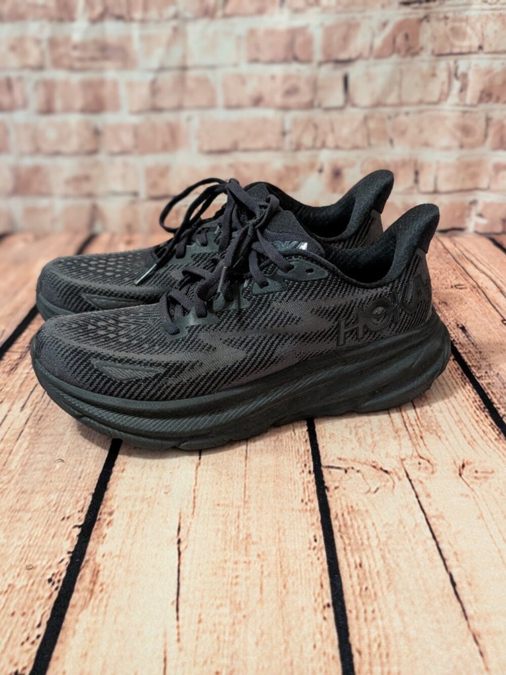 Hoka One One Clifton 9 Black Athletic Running Shoes Size 8.5 - Picture 6 of 14
